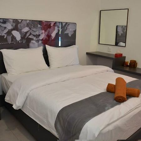 Oyo 90265 Hotel Ventura Kangar Dış mekan fotoğraf