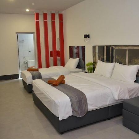 Oyo 90265 Hotel Ventura Kangar Dış mekan fotoğraf